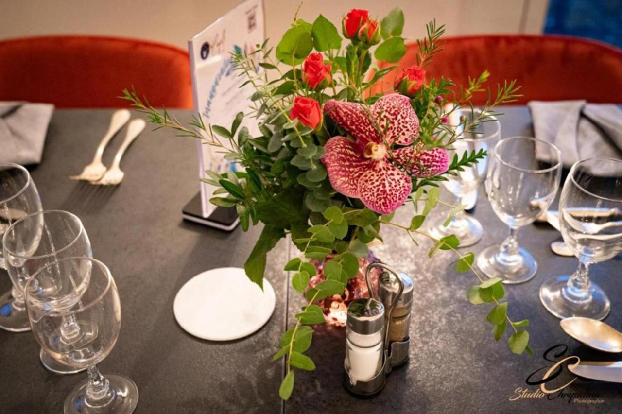 Hotel Causse Comtal Rodez, The Originals Relais Gages-le-Haut Esterno foto