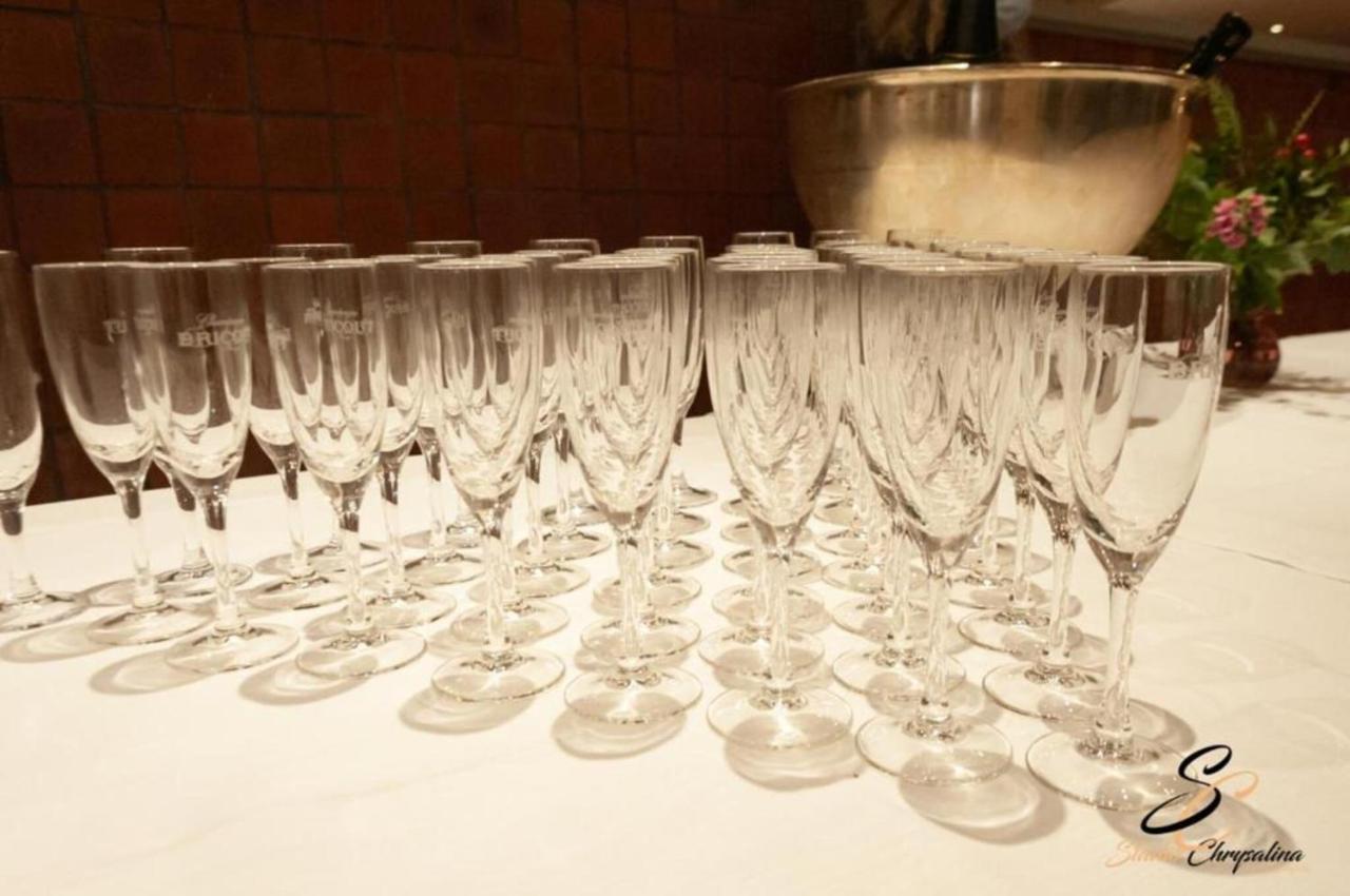 Hotel Causse Comtal Rodez, The Originals Relais Gages-le-Haut Esterno foto