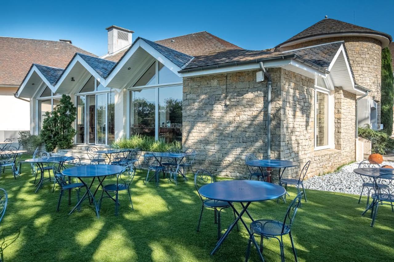 Hotel Causse Comtal Rodez, The Originals Relais Gages-le-Haut Esterno foto