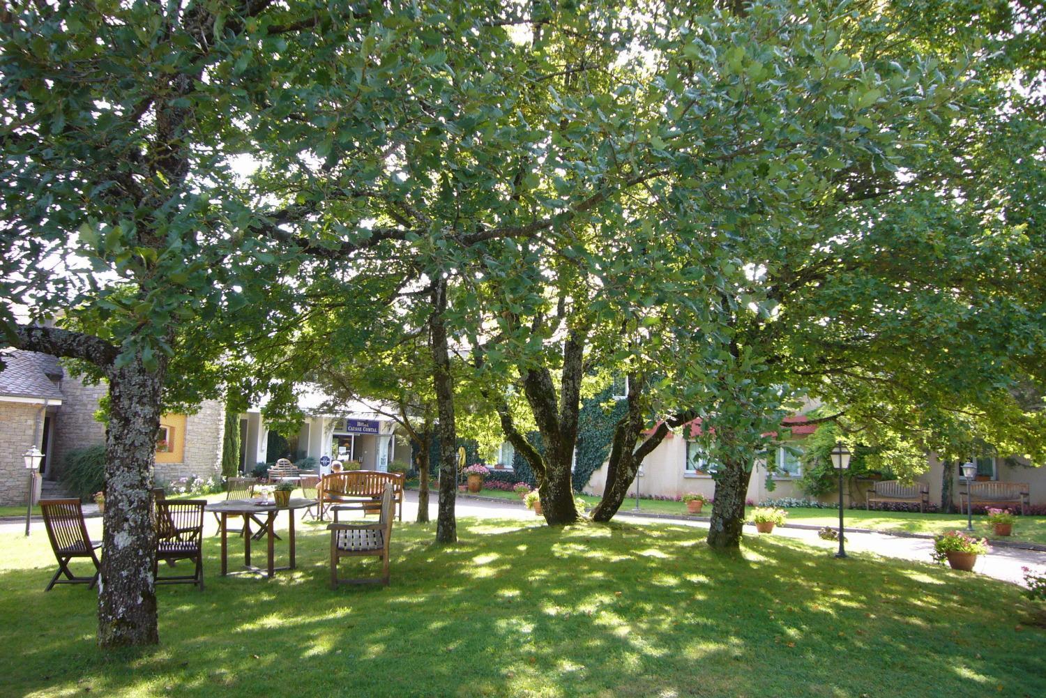 Hotel Causse Comtal Rodez, The Originals Relais Gages-le-Haut Esterno foto